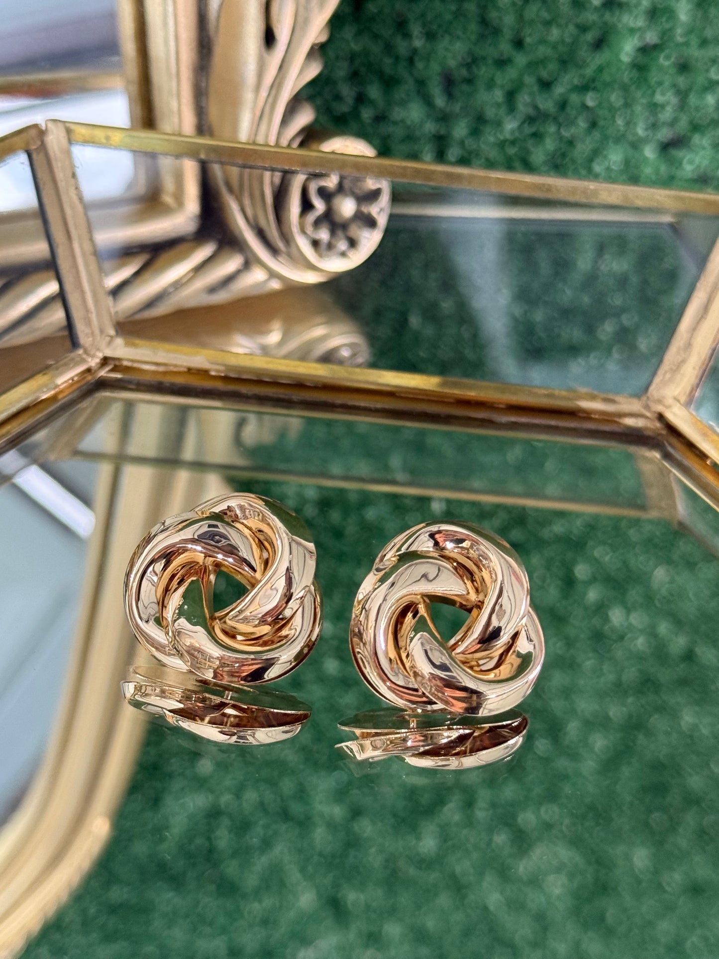 Puffy Knot Stud Earrings (Gold)