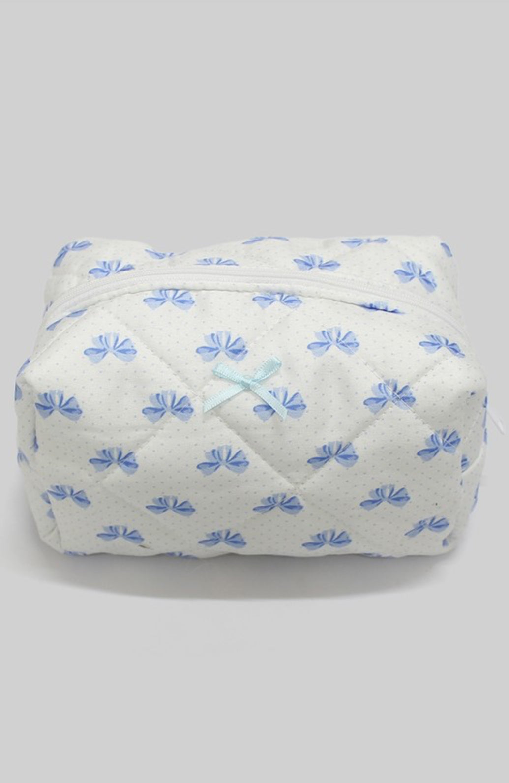 Quilted Makeup Bag With Bow Print (Blue)