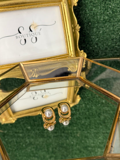 Sophia Stud Earrings