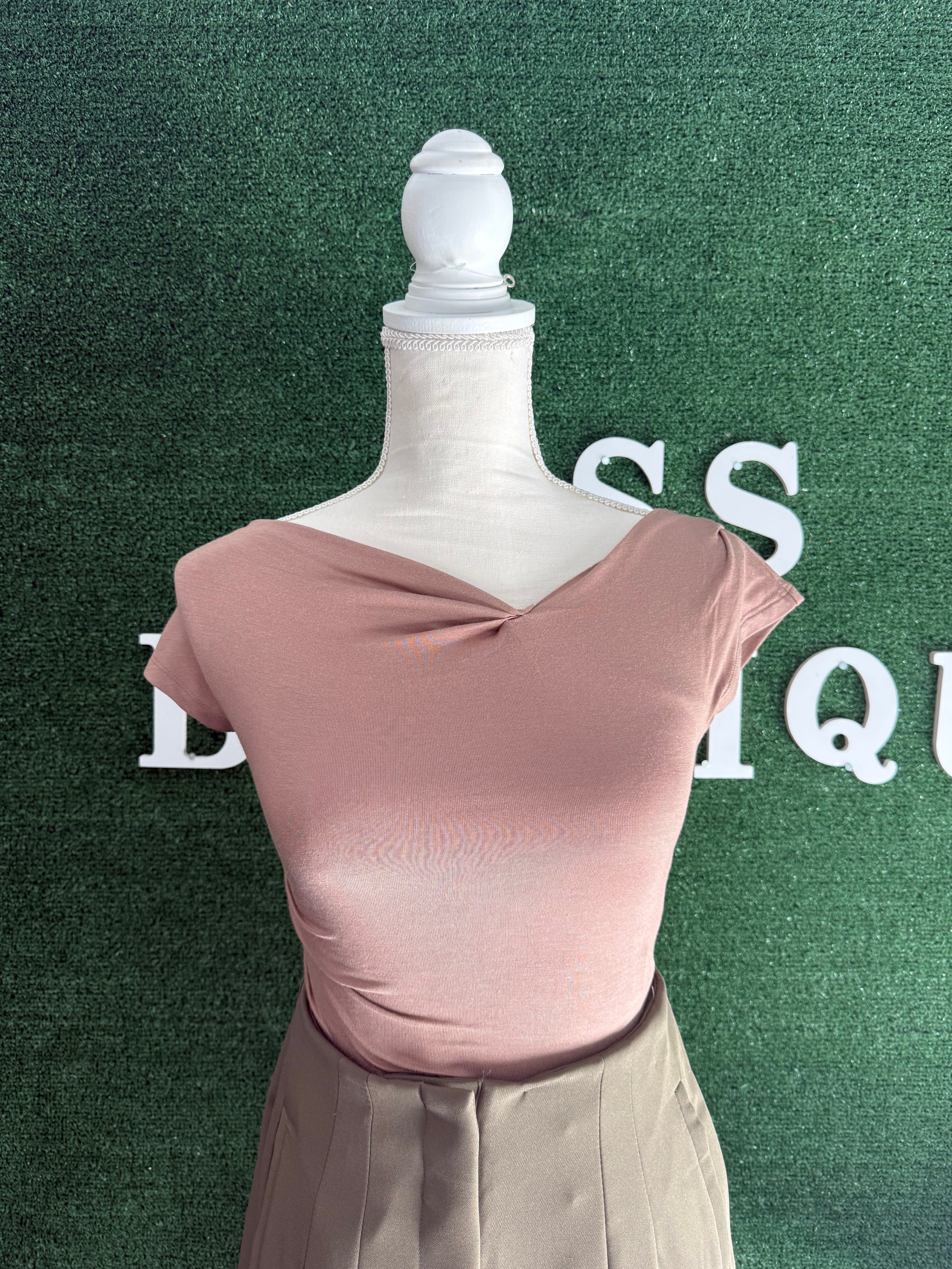 Daisy Asymmetrical Knit Top (Taupe)