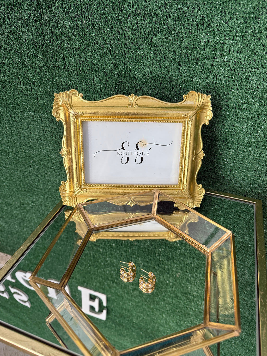 Clara Pearl Hoops