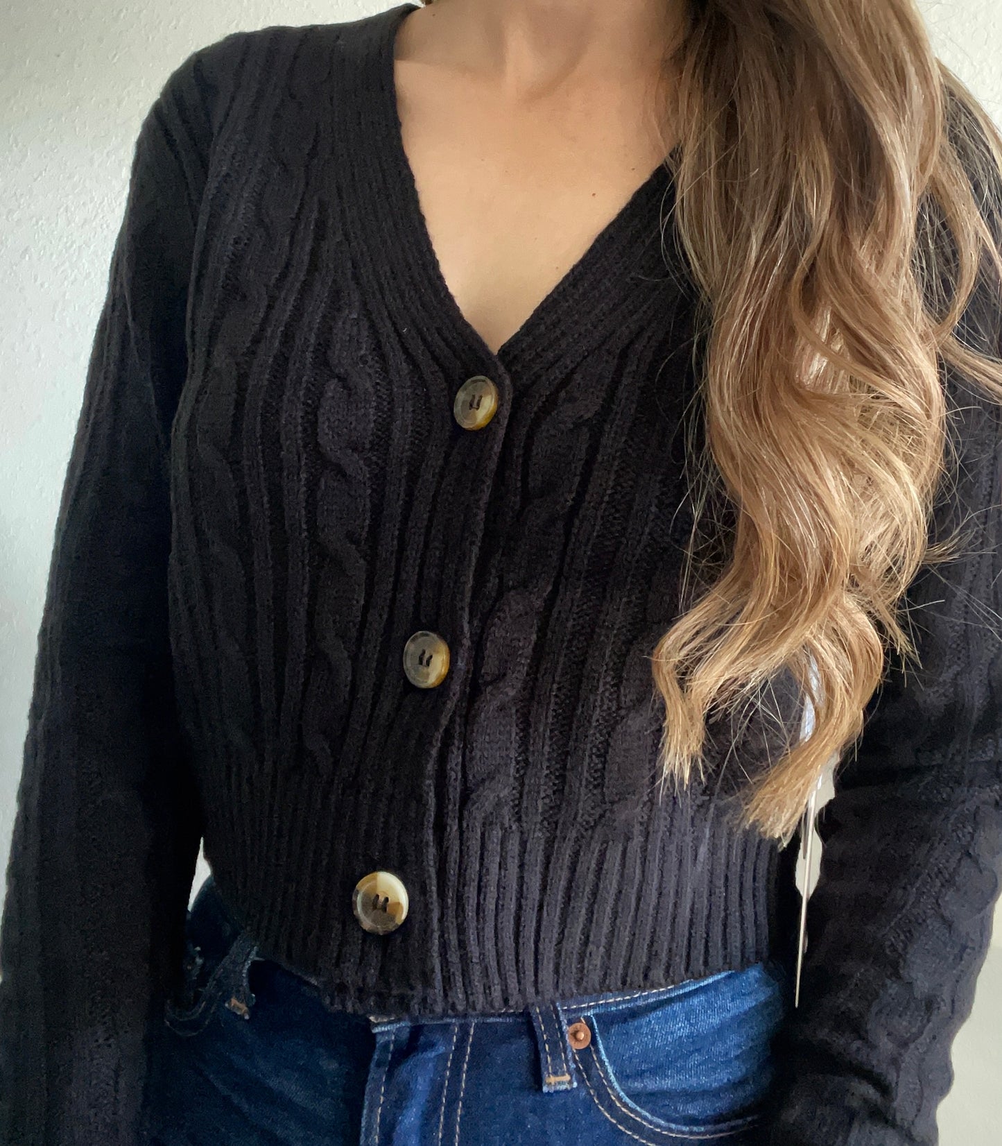 Button Knit Cropped Cardigan (BLACK)