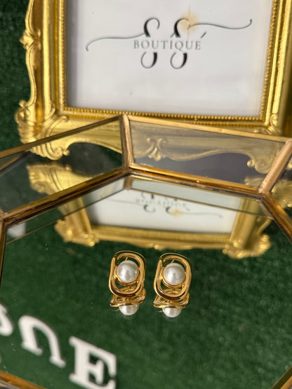 Sophia Stud Earrings